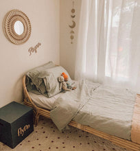 Load image into Gallery viewer, RAINBOW KING SINGLE BED