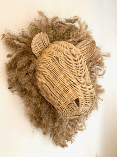 LION WALL HANGING