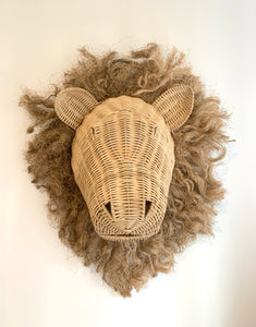 LION WALL HANGING