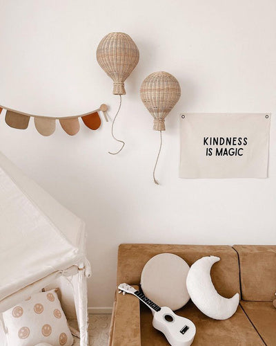 BALLOON WALL HANGING PAIR